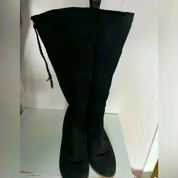 Journey & Crew Womens Sz 8.5 Faux Suede Boot Just Below the Knee - Picture 4 of 6